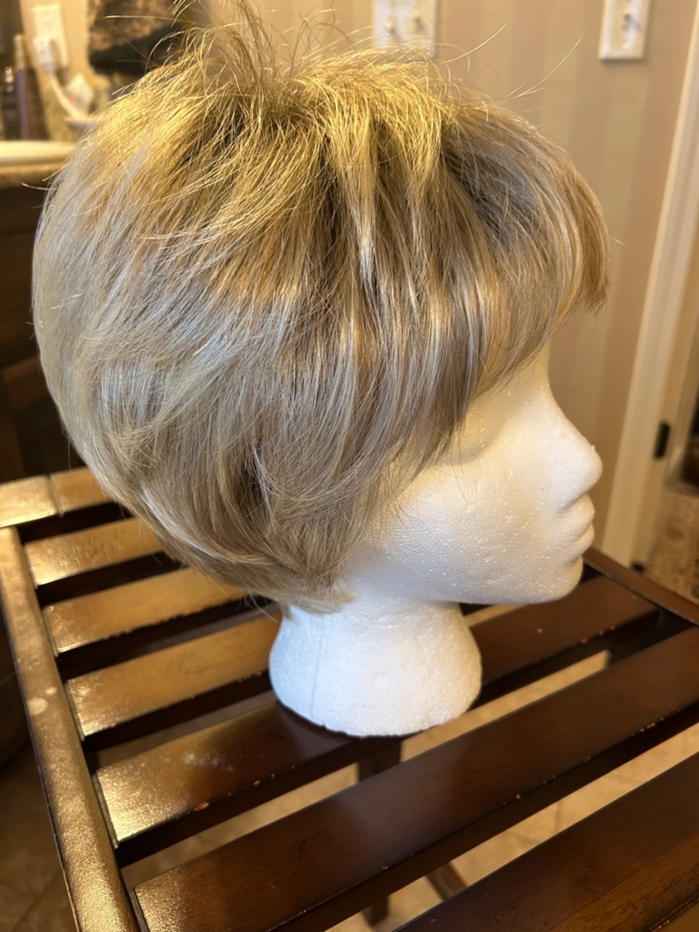 Short Layered Wig in Light Ash Blonde - Classic Women's Style